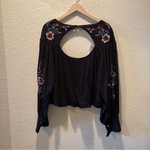 Free People black multicolored bubble hem balloon sleeve embroidered top, size M